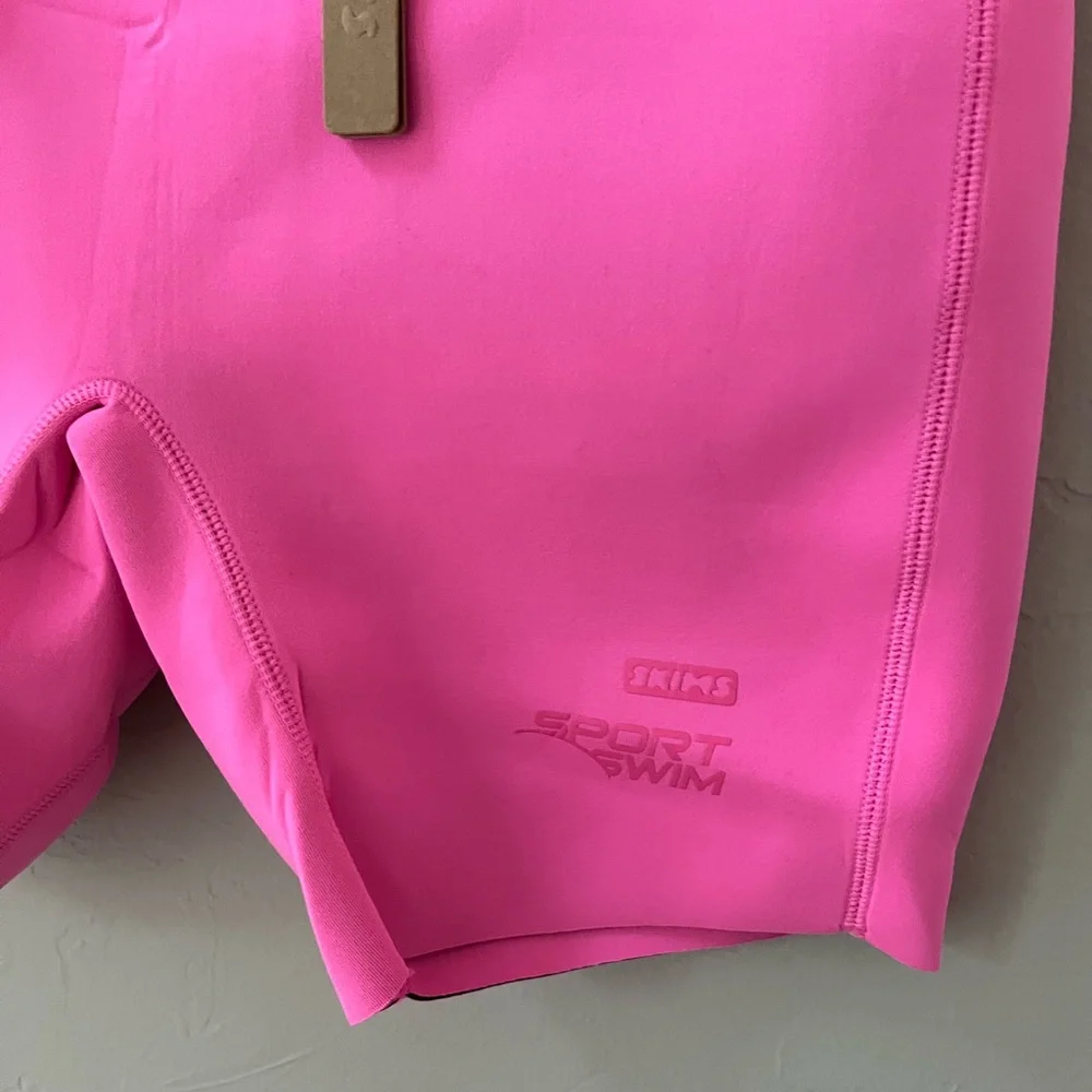 💖SKIMS SWIM SPORT MID THIGH BIKINI BOTTOMS SHORTS IN TAFFY XS M